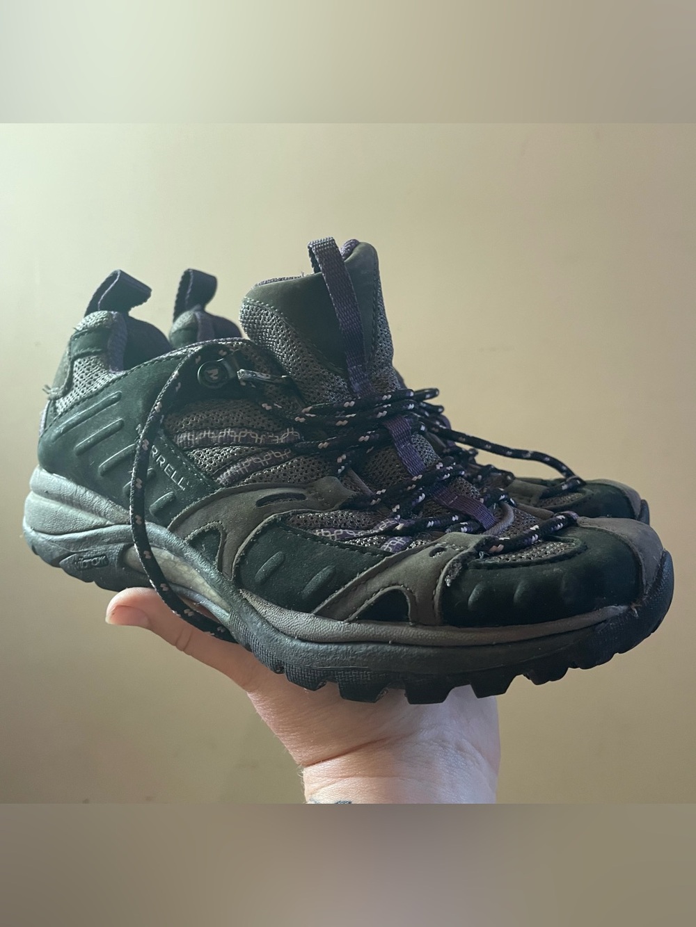 🐱 Merrell | Air Cushion Sole Hiking Shoes
